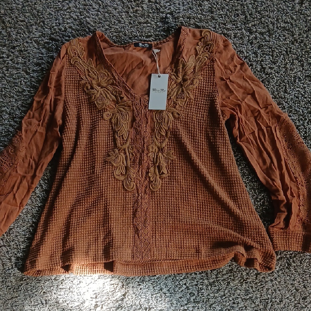 Miss Me Red Ribbed Long Sleeve Blouse
